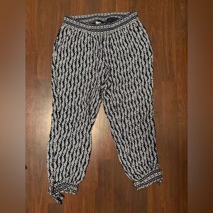 LOFT Navy and White Patterned Pants